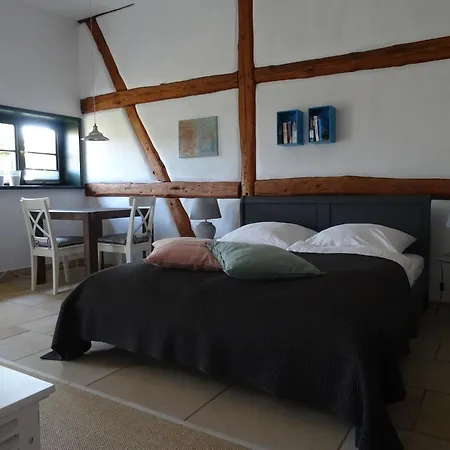 Daire Gut Alt Farpen 2 *